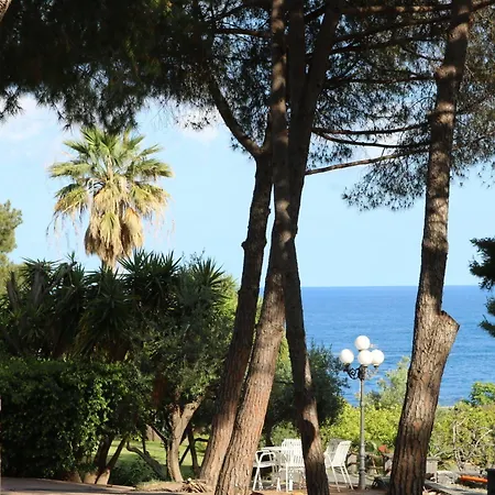 Apart Otel Delle Palme Aci Trezza